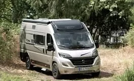 Group V3 - Compact Tourer