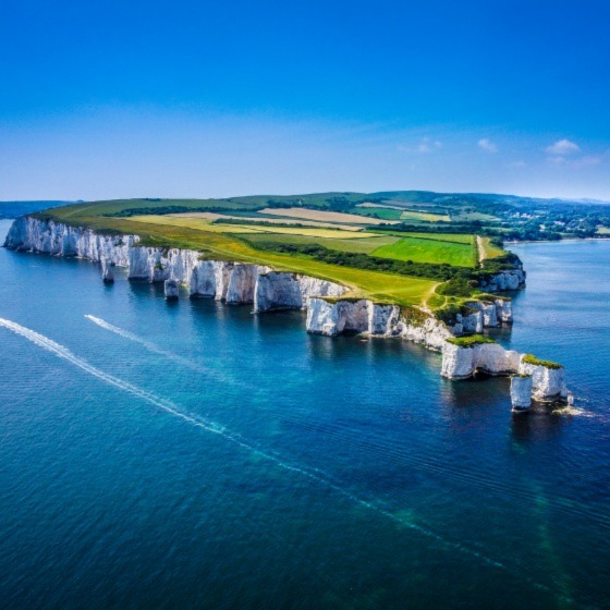 Quintessential England: 14-Days From London's Streets to Rural Retreats
